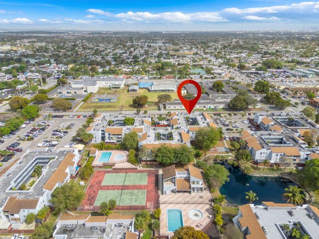 1735 W 60th Street M307, Hialeah, FL 33012