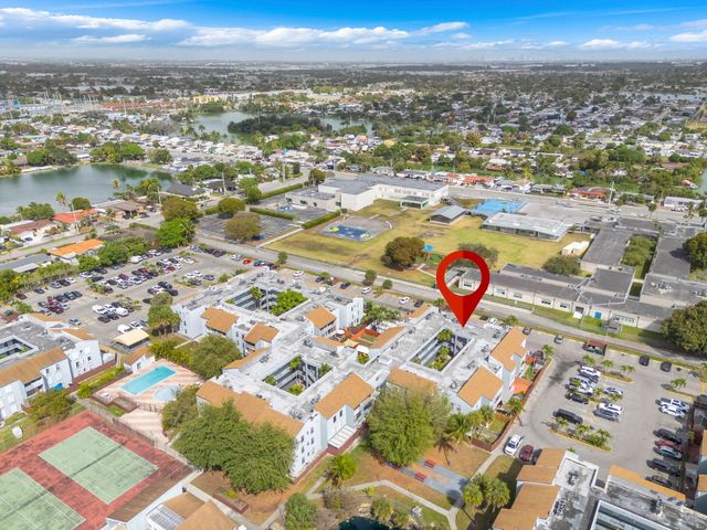1735 W 60th Street M307, Hialeah, FL 33012
