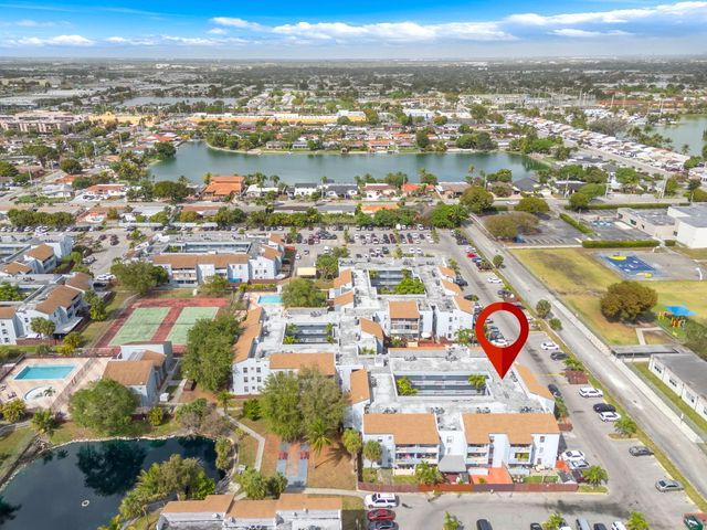 1735 W 60th Street M307, Hialeah, FL 33012