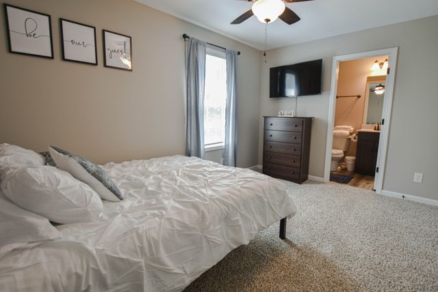 219 Smithson Ln Unit D, Clarksville, TN 37040