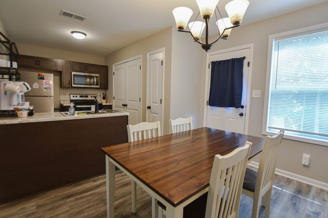 219 Smithson Ln Unit D, Clarksville, TN 37040