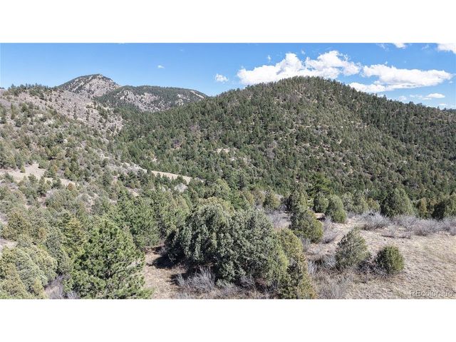 2050 Coyote Spur, Golden, CO 80403