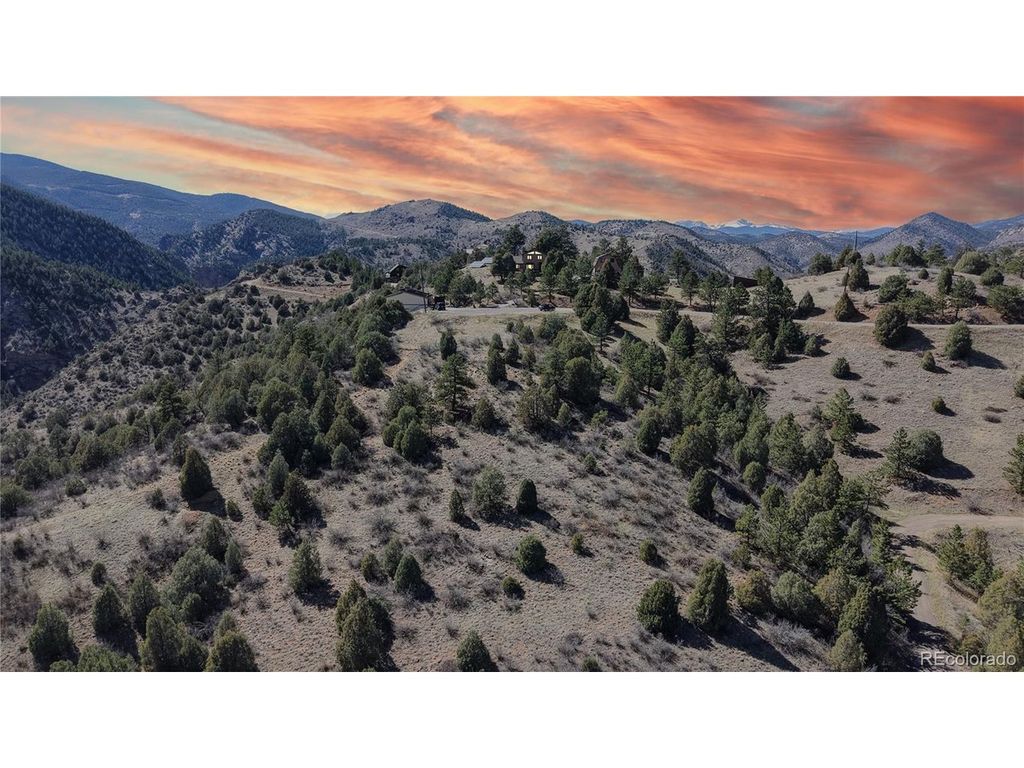 2050 Coyote Spur, Golden, CO 80403