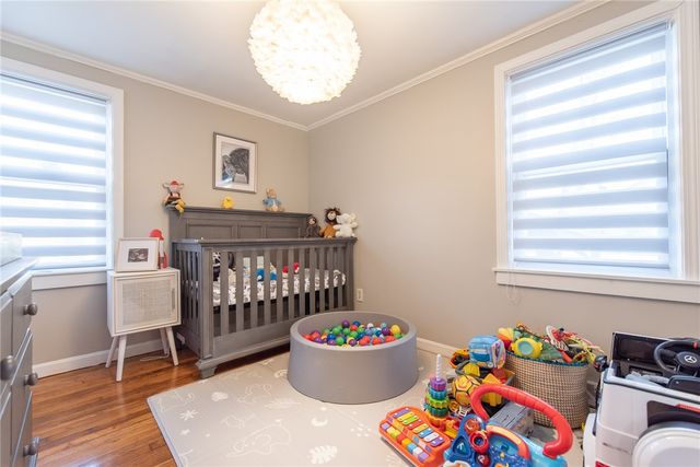 72 Hollis Avenue, Warwick, RI 02889