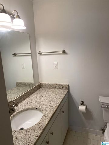 3021 Massey Rd Apt A, Vestavia Hills, AL 35216