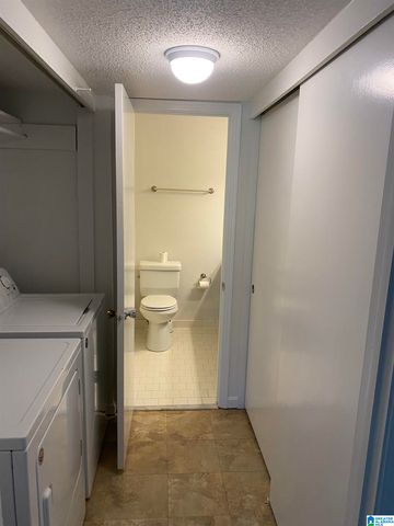 3021 Massey Rd Apt A, Vestavia Hills, AL 35216