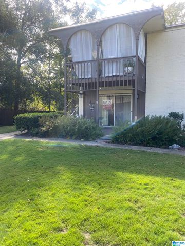 3021 Massey Rd Apt A, Vestavia Hills, AL 35216