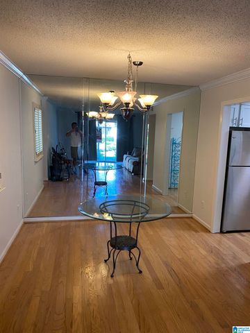 3021 Massey Rd Apt A, Vestavia Hills, AL 35216