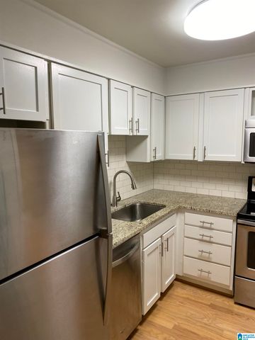 3021 Massey Rd Apt A, Vestavia Hills, AL 35216