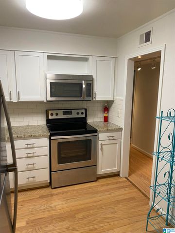 3021 Massey Rd Apt A, Vestavia Hills, AL 35216