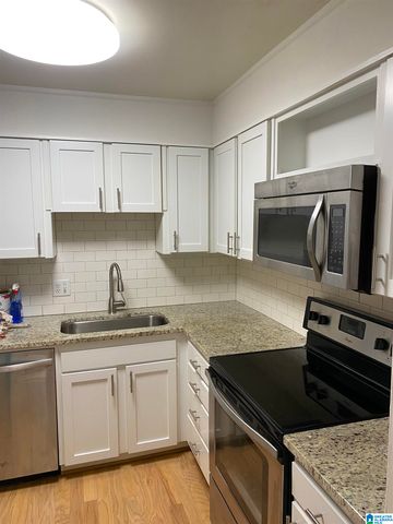 3021 Massey Rd Apt A, Vestavia Hills, AL 35216