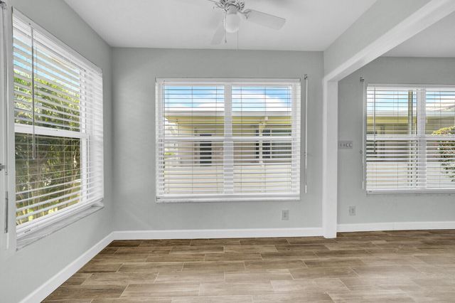 714 SW 16th Street, Boynton Beach, FL 33426