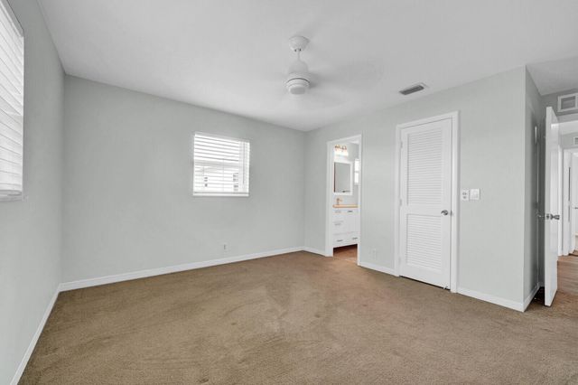 714 SW 16th Street, Boynton Beach, FL 33426