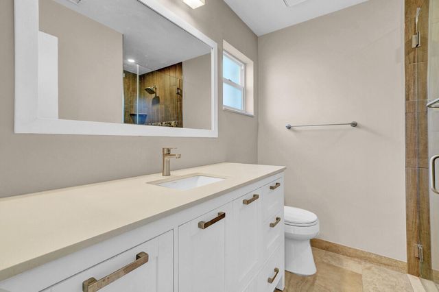 714 SW 16th Street, Boynton Beach, FL 33426