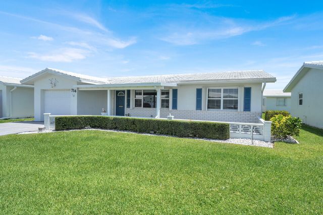 714 SW 16th Street, Boynton Beach, FL 33426