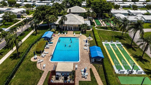 714 SW 16th Street, Boynton Beach, FL 33426