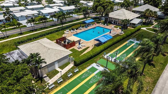714 SW 16th Street, Boynton Beach, FL 33426