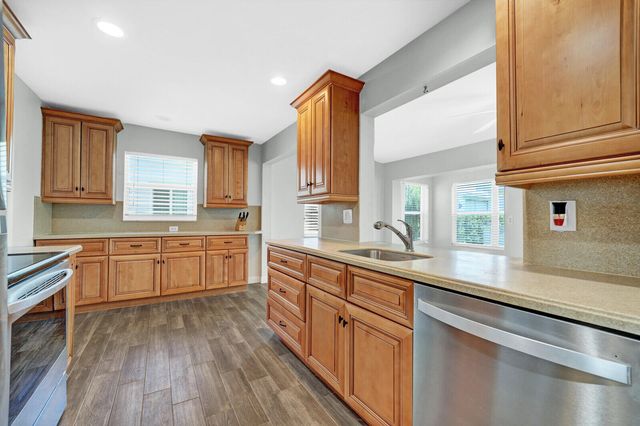 714 SW 16th Street, Boynton Beach, FL 33426