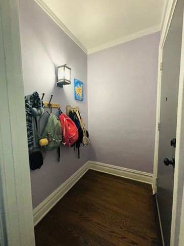 5749 W 64th Place, Chicago, IL 60638