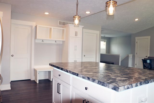 3290 Signal Point Drive, Allegan, MI 49010