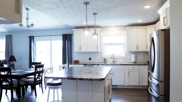 3290 Signal Point Drive, Allegan, MI 49010