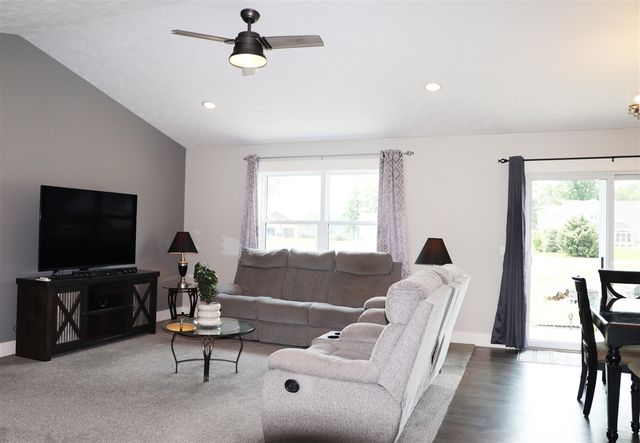 3290 Signal Point Drive, Allegan, MI 49010