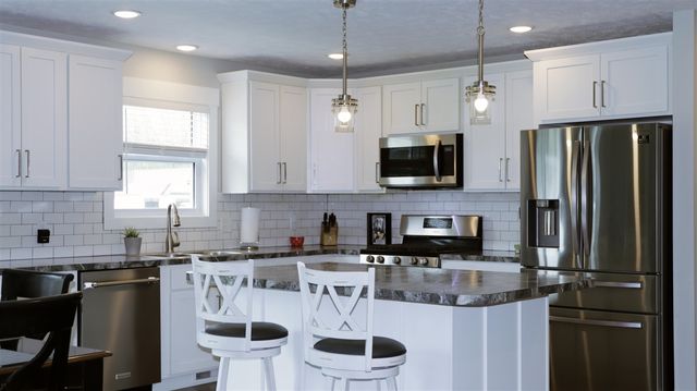 3290 Signal Point Drive, Allegan, MI 49010