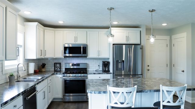 3290 Signal Point Drive, Allegan, MI 49010
