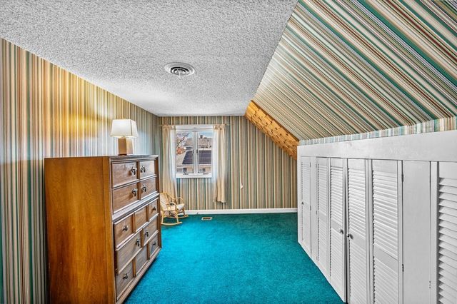 37 Pinewood Ave, Billerica, MA 01821