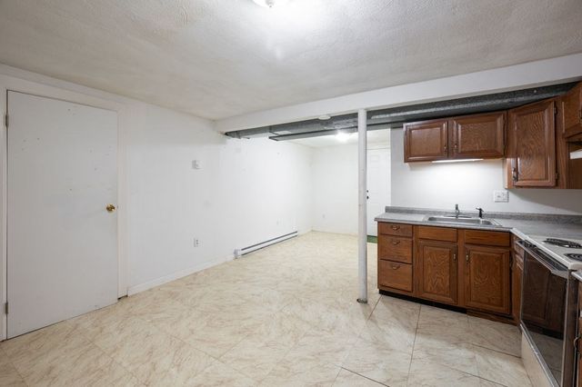 37 Pinewood Ave, Billerica, MA 01821