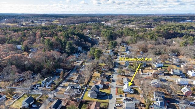 37 Pinewood Ave, Billerica, MA 01821