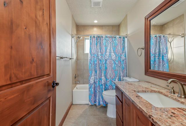 6405 Picardia Place NW, Albuquerque, NM 87120