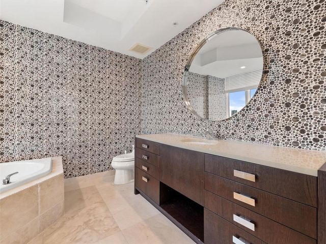 18201 Collins Ave 1209, Sunny Isles Beach, FL 33160