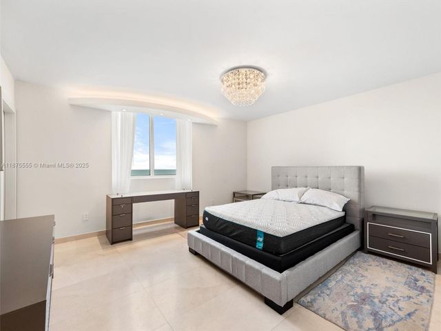 18201 Collins Ave 1209, Sunny Isles Beach, FL 33160