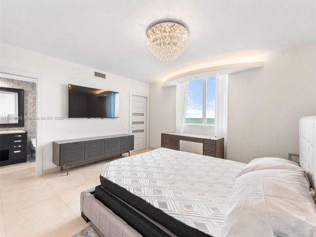 18201 Collins Ave 1209, Sunny Isles Beach, FL 33160