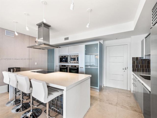 18201 Collins Ave 1209, Sunny Isles Beach, FL 33160