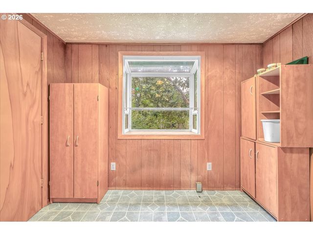 34022 TARBELL Rd, Scappoose, OR 97056