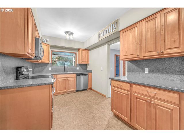 34022 TARBELL Rd, Scappoose, OR 97056