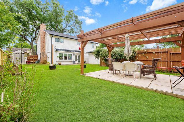 15118 Torry Pines Road, Houston, TX 77062