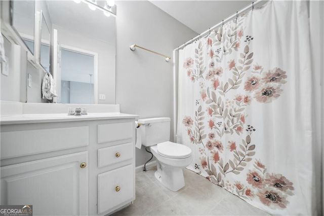 156 Stoneforest Drive, Woodstock, GA 30189