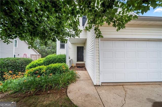 156 Stoneforest Drive, Woodstock, GA 30189