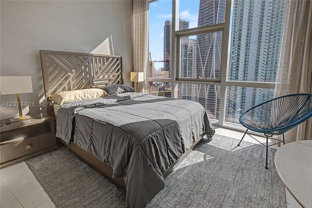 851 NE 1st Ave 3301, Miami, FL 33132
