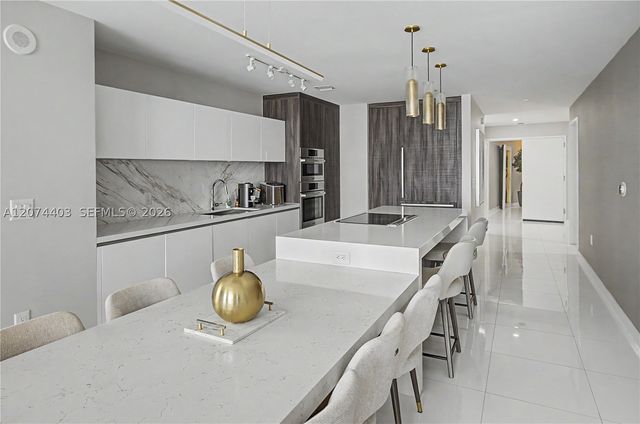 851 NE 1st Ave 3301, Miami, FL 33132