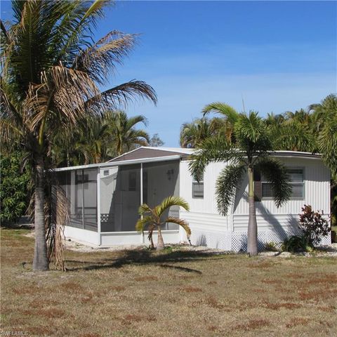 5923 Bomar LN, Bokeelia, FL 33922