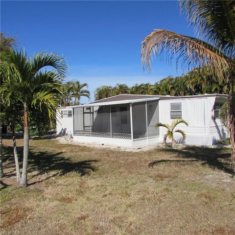 5923 Bomar LN, Bokeelia, FL 33922