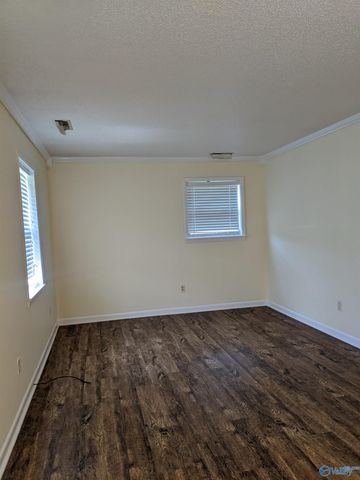 14021 Wyandotte Drive, Huntsville, AL 35803