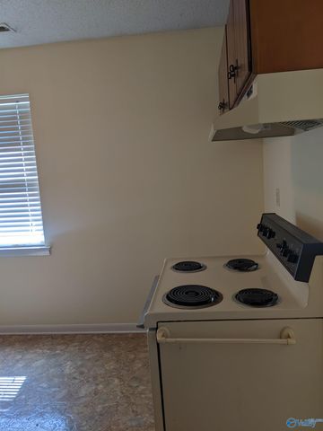 14021 Wyandotte Drive, Huntsville, AL 35803