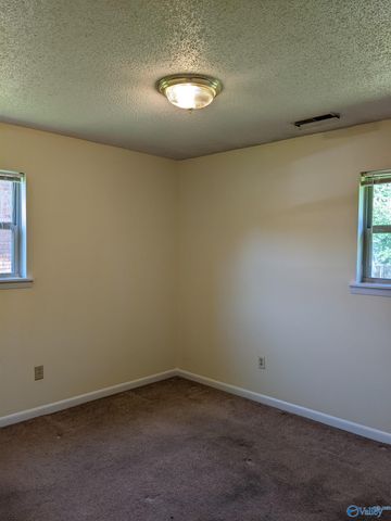 14021 Wyandotte Drive, Huntsville, AL 35803