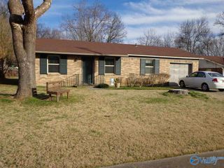 14021 Wyandotte Drive, Huntsville, AL 35803