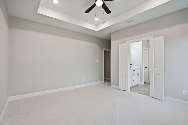 420 E Ball Street, Tom Bean, TX 75491
